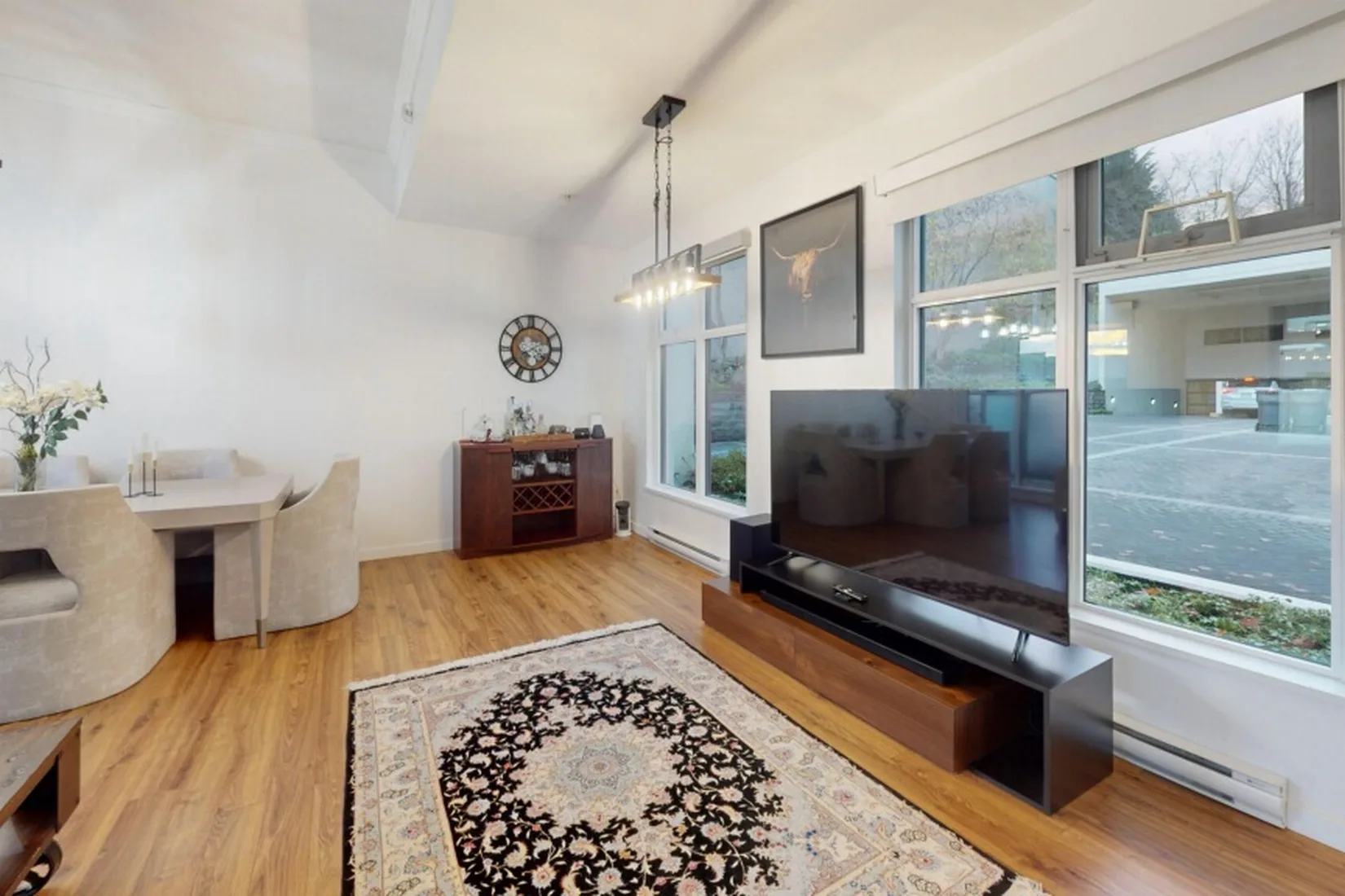 STUNNING TOWNHOUSE WITH PRIVATE ROOFTOP TERRACE & 2 PARKING SPACES – PRIME BURNABY LOCATION – photo 2 of 11